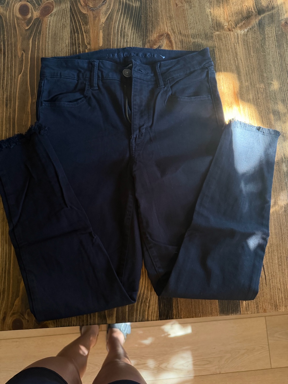 Black American Eagle Distressed Skinny Jeans